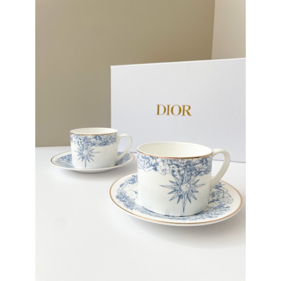 Чайная пара DIOR в подарочной коробке (2шт) УЦЕНКА