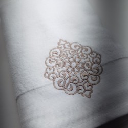 Махровое полотенце 70*140 см, белое